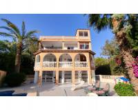 Resale - Chalet - El Campello - La Almadraba-Coveta Fumà-Amerador