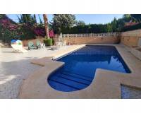 Resale - Chalet - El Campello - La Almadraba-Coveta Fumà-Amerador