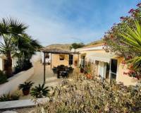 Resale - Villa - El Campello - La Almadraba-Coveta Fumà-Amerador