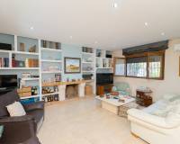 Resale - Villa / Semi detached - Alicante - Alicante Golf