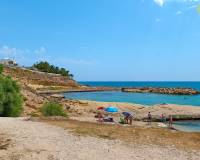 Resale - Villa / Semi detached - El Campello - La Almadraba-Coveta Fumà-Amerador