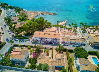 Villa / Semi detached - Resale - El Campello - La Almadraba-Coveta Fumà-Amerador