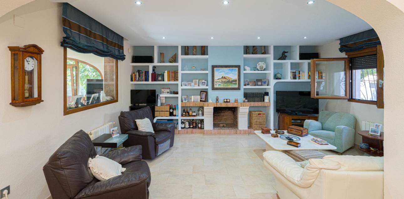 Venta - Villa / Semi separado - Alicante - Alicante Golf