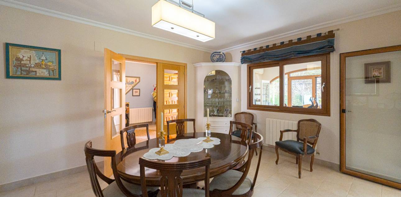 Venta - Villa / Semi separado - Alicante - Alicante Golf