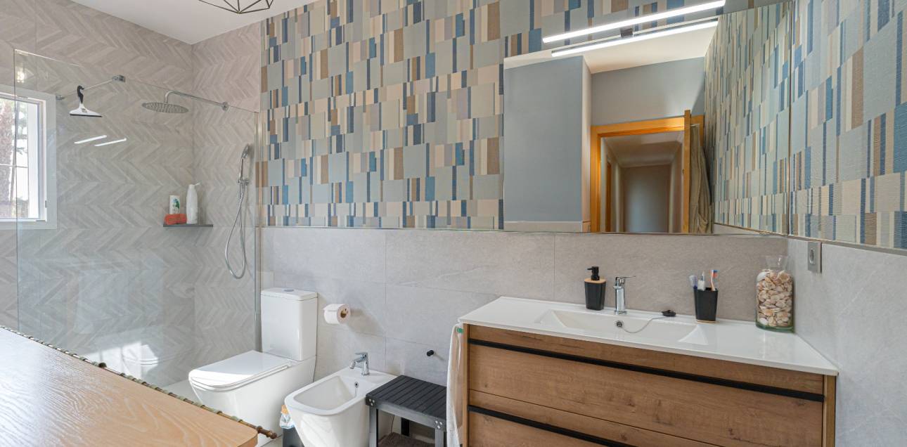 Venta - Villa / Semi separado - Alicante - Alicante Golf