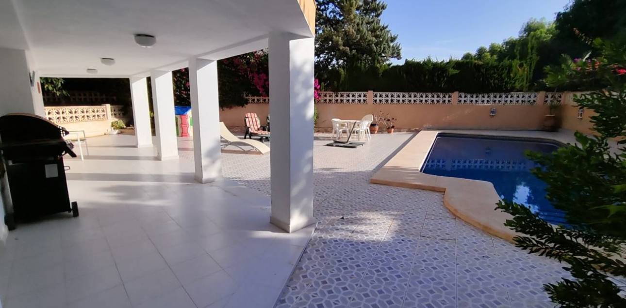 Venta - Chalet - El Campello - La Almadraba-Coveta Fumà-Amerador