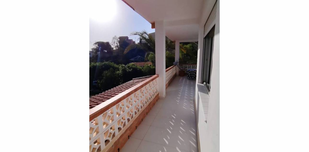 Venta - Chalet - El Campello - La Almadraba-Coveta Fumà-Amerador