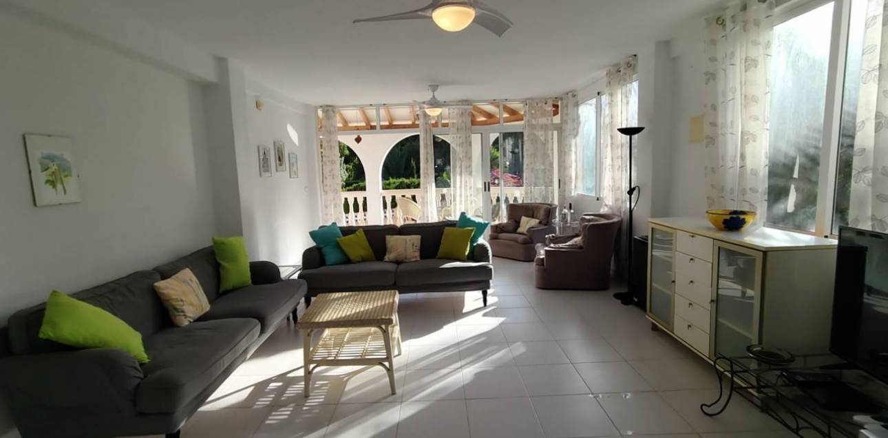 Venta - Chalet - El Campello - La Almadraba-Coveta Fumà-Amerador