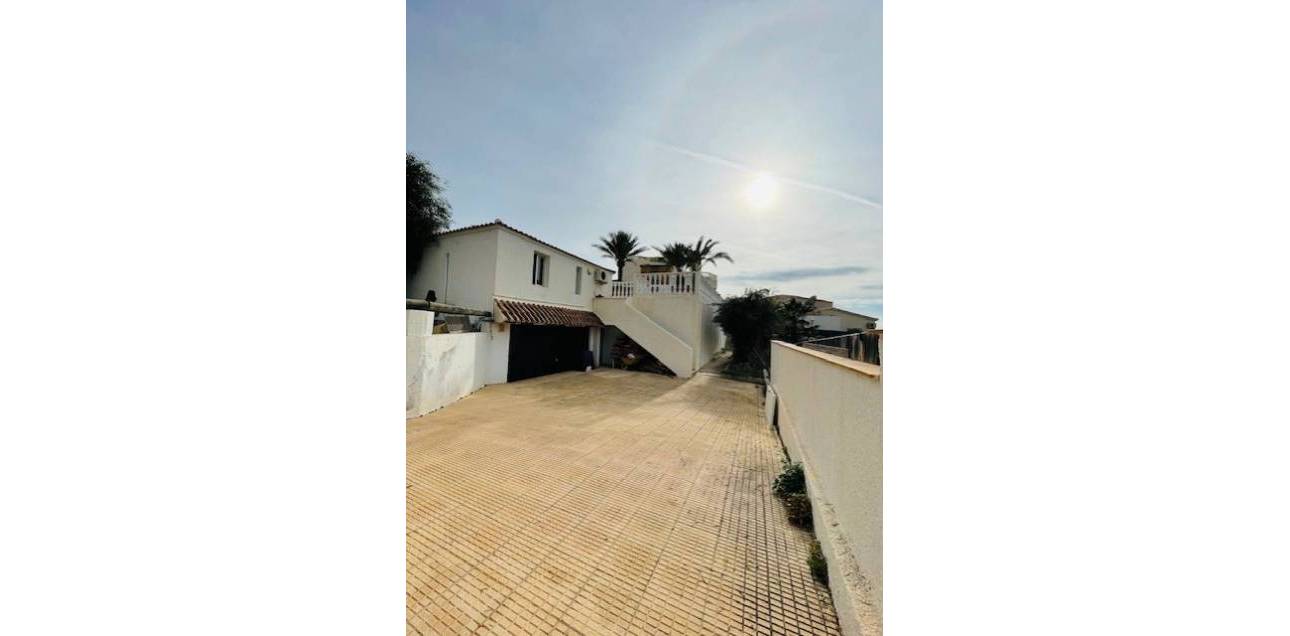 Venta - Chalet - El Campello - La Almadraba-Coveta Fumà-Amerador