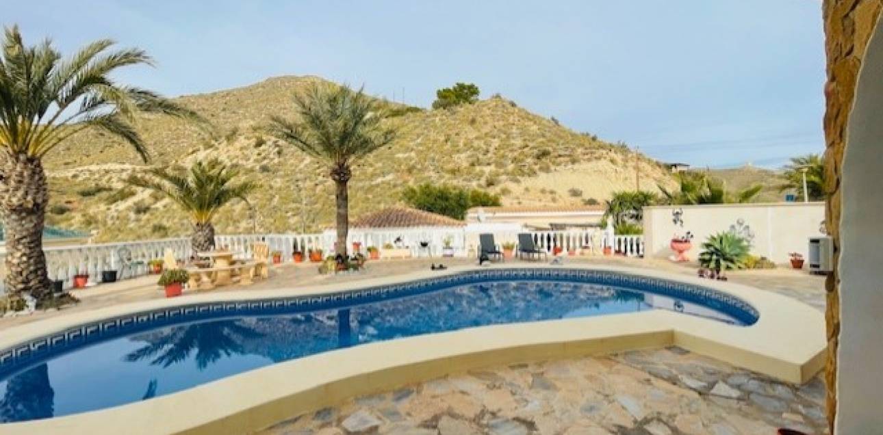 Venta - Chalet - El Campello - La Almadraba-Coveta Fumà-Amerador