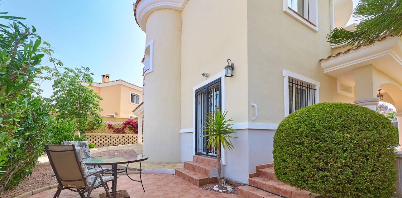 Resale - Villa - Muchamiel