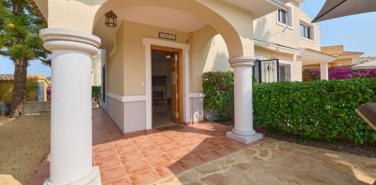 Resale - Villa - Muchamiel