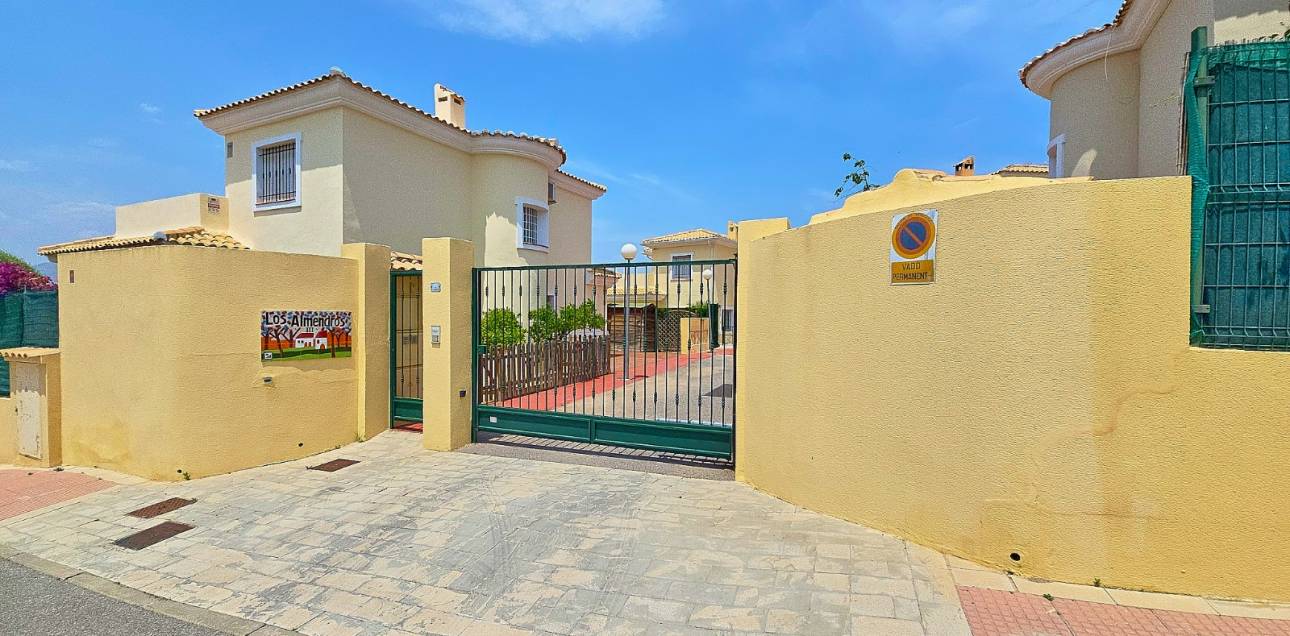 Resale - Villa - Muchamiel