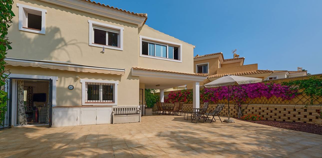 Resale - Villa - Muchamiel