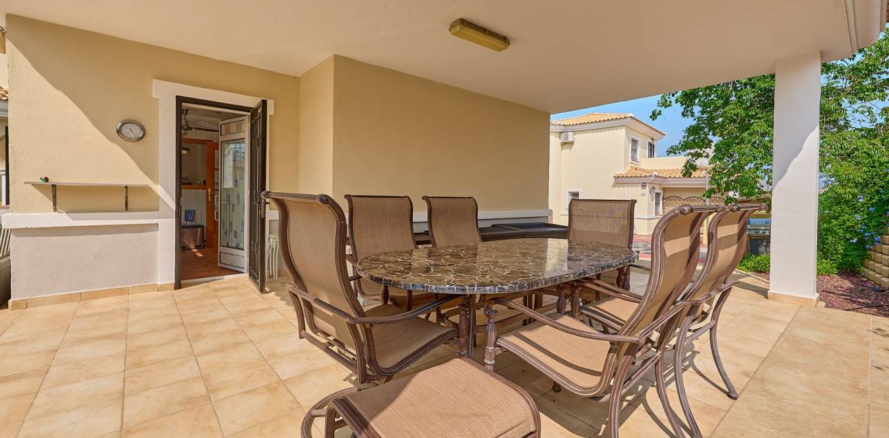 Resale - Villa - Muchamiel