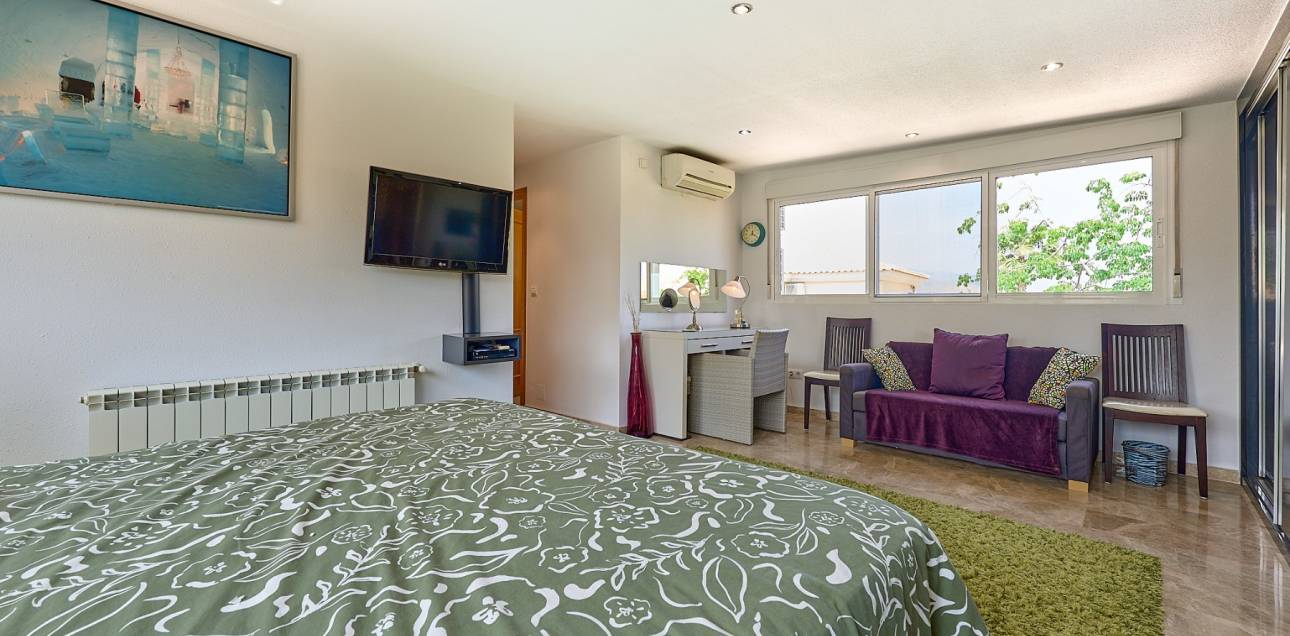 Resale - Villa - Muchamiel