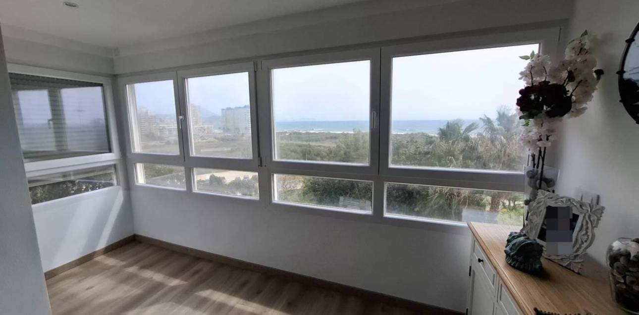 Alquiler a largo plazo - Apartamento - El Campello - Platja Muchavista