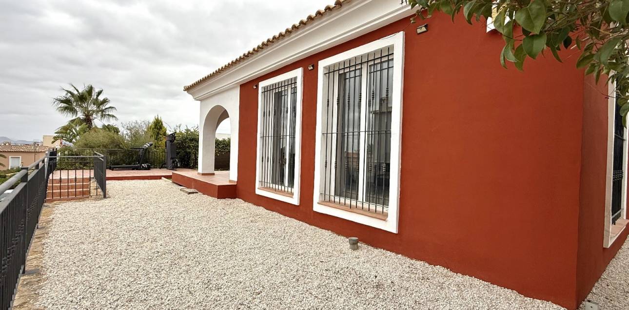 Resale - Villa - Muchamiel