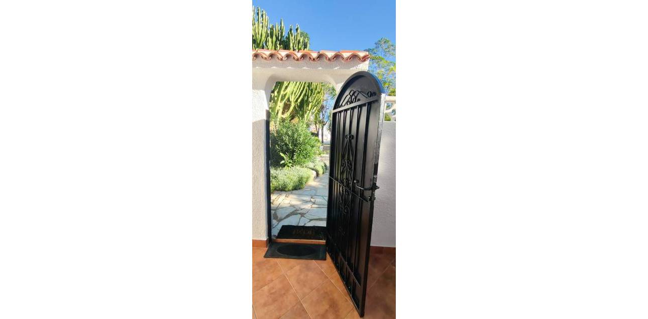 Venta - Casa de pueblo - El Campello - La Almadraba-Coveta Fumà-Amerador