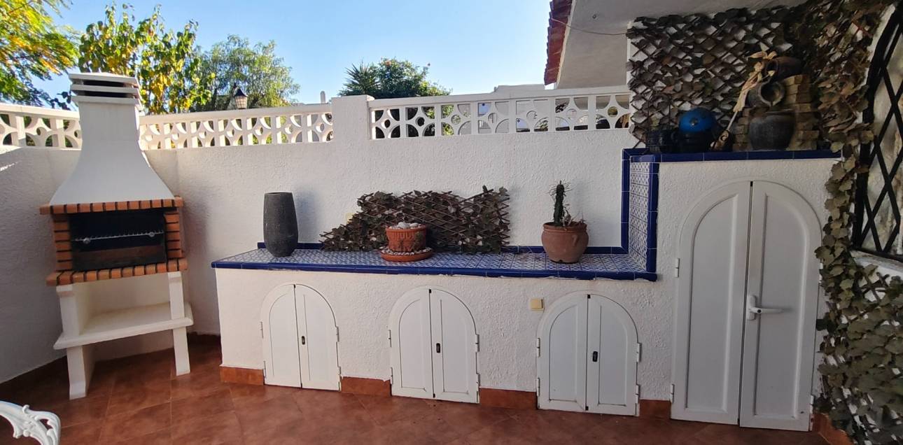 Venta - Casa de pueblo - El Campello - La Almadraba-Coveta Fumà-Amerador