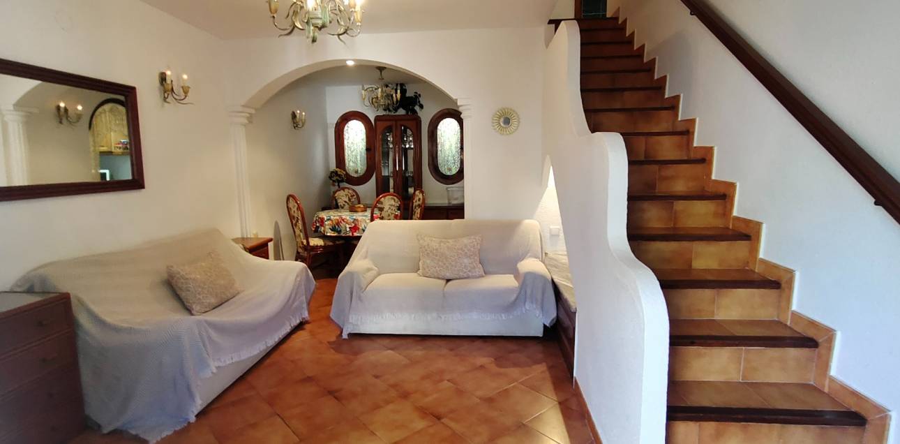 Venta - Casa de pueblo - El Campello - La Almadraba-Coveta Fumà-Amerador