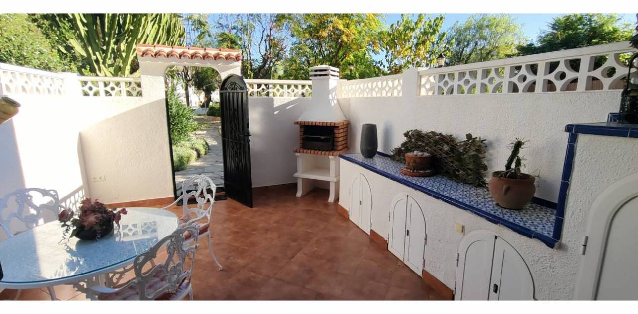 Venta - Bungalow - El Campello - La Almadraba-Coveta Fumà-Amerador