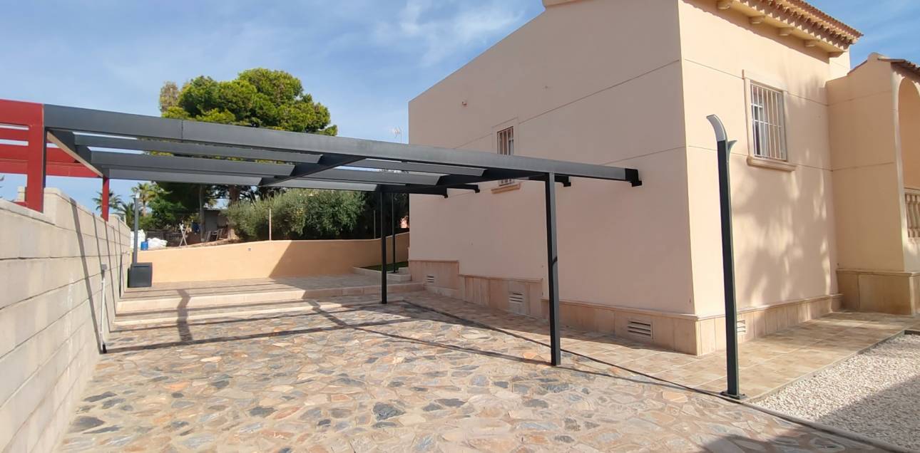 Location longue durée - Villa - Busot