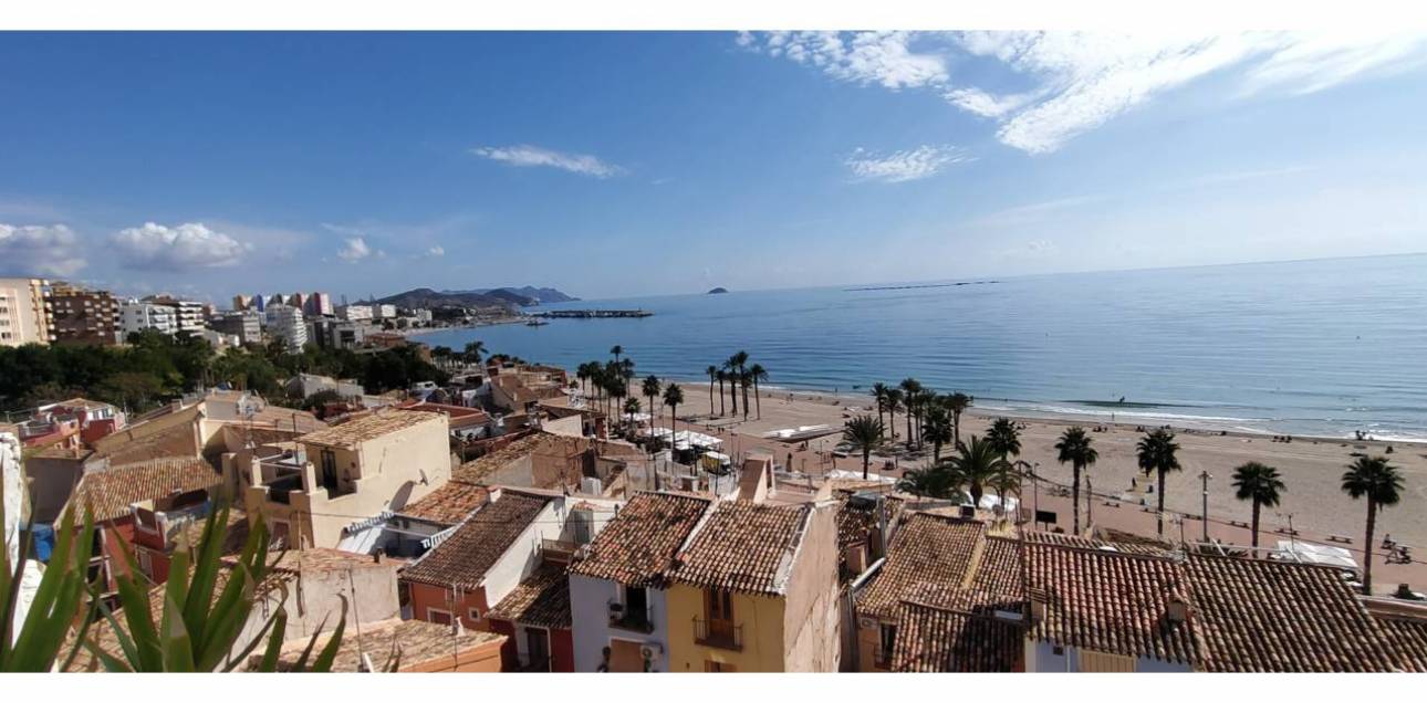 Venta - Chalet pareado - La Vila Joiosa - Villajoyosa - Casco Antiguo-Playa de Villajoyosa-Zona Puerto