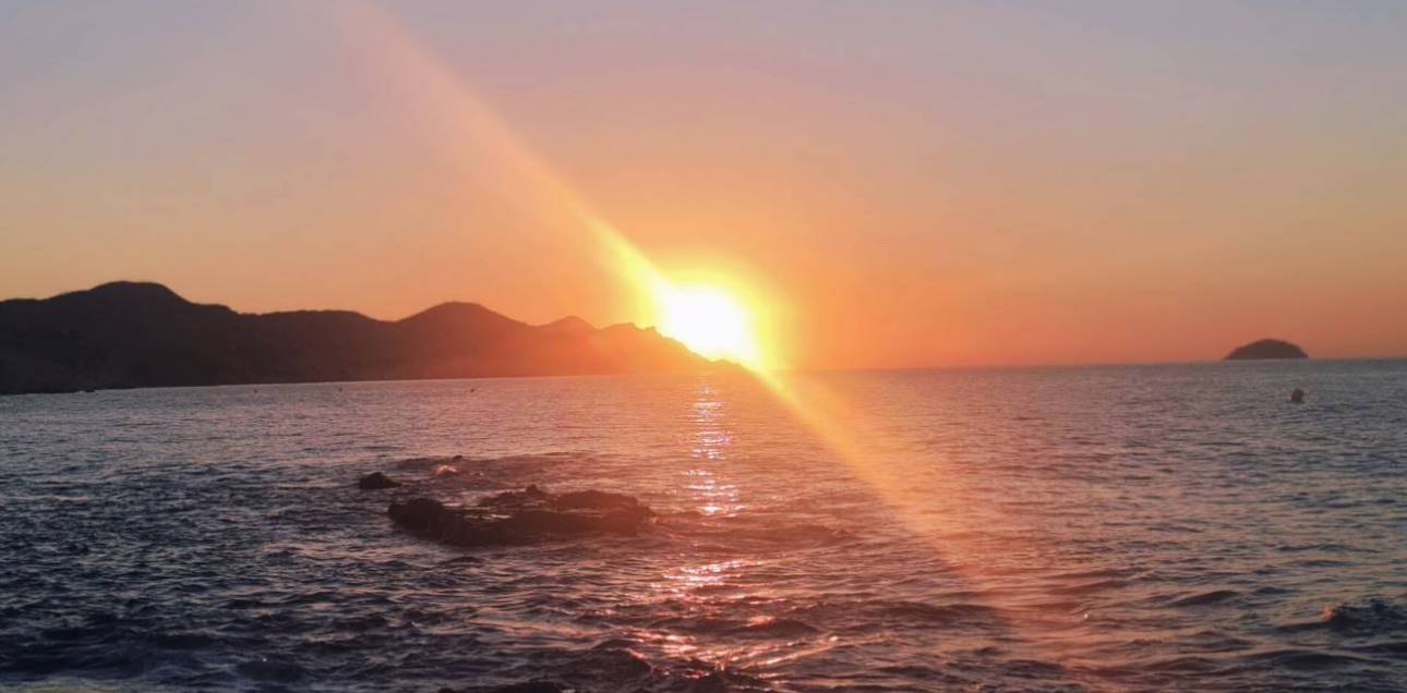 Venta - Chalet pareado - La Vila Joiosa - Villajoyosa - Casco Antiguo-Playa de Villajoyosa-Zona Puerto