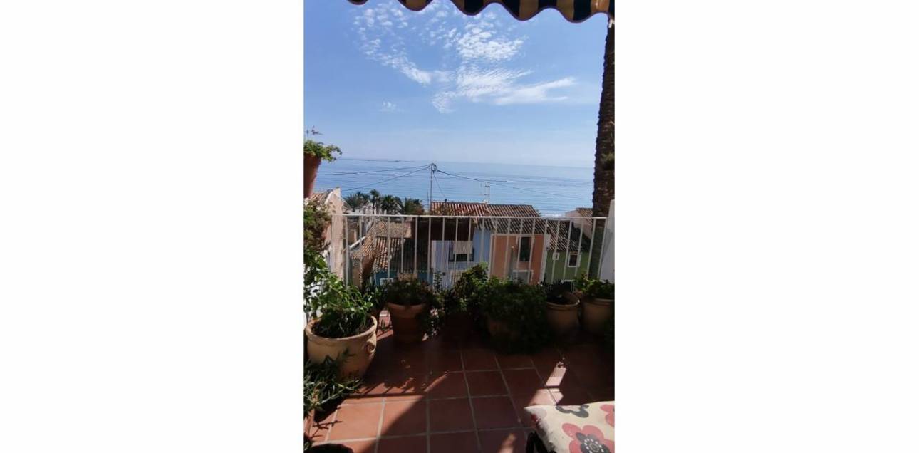 Venta - Chalet pareado - La Vila Joiosa - Villajoyosa - Casco Antiguo-Playa de Villajoyosa-Zona Puerto