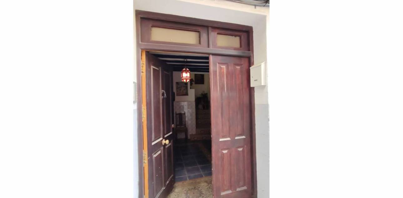 Venta - Chalet pareado - La Vila Joiosa - Villajoyosa - Casco Antiguo-Playa de Villajoyosa-Zona Puerto