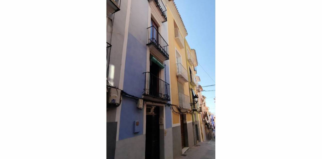 Venta - Chalet pareado - La Vila Joiosa - Villajoyosa - Casco Antiguo-Playa de Villajoyosa-Zona Puerto