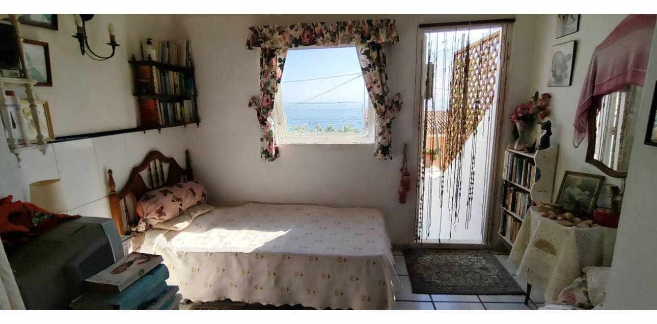 Venta - Chalet pareado - La Vila Joiosa - Villajoyosa - Casco Antiguo-Playa de Villajoyosa-Zona Puerto