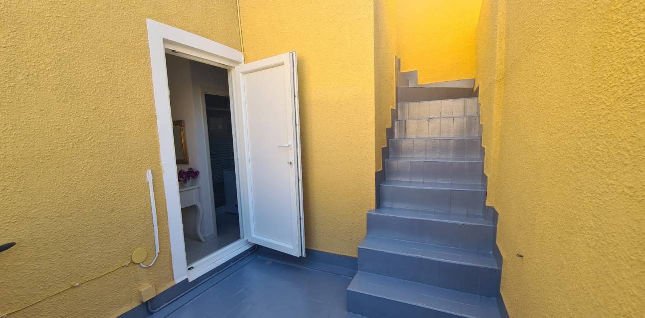 Resale - Townhouse / Duplex - El Campello