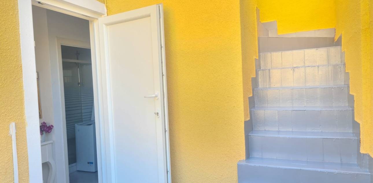 Resale - Townhouse / Duplex - El Campello