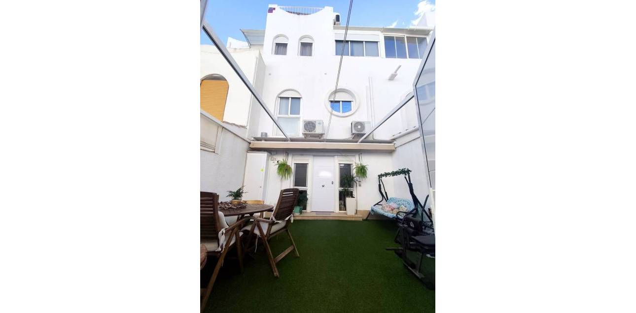 Resale - Bungalow - El Campello - La Almadraba-Coveta Fumà-Amerador