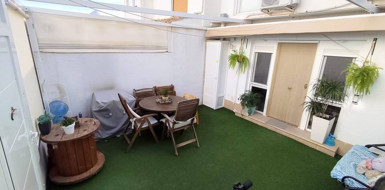 Resale - Bungalow - El Campello - La Almadraba-Coveta Fumà-Amerador