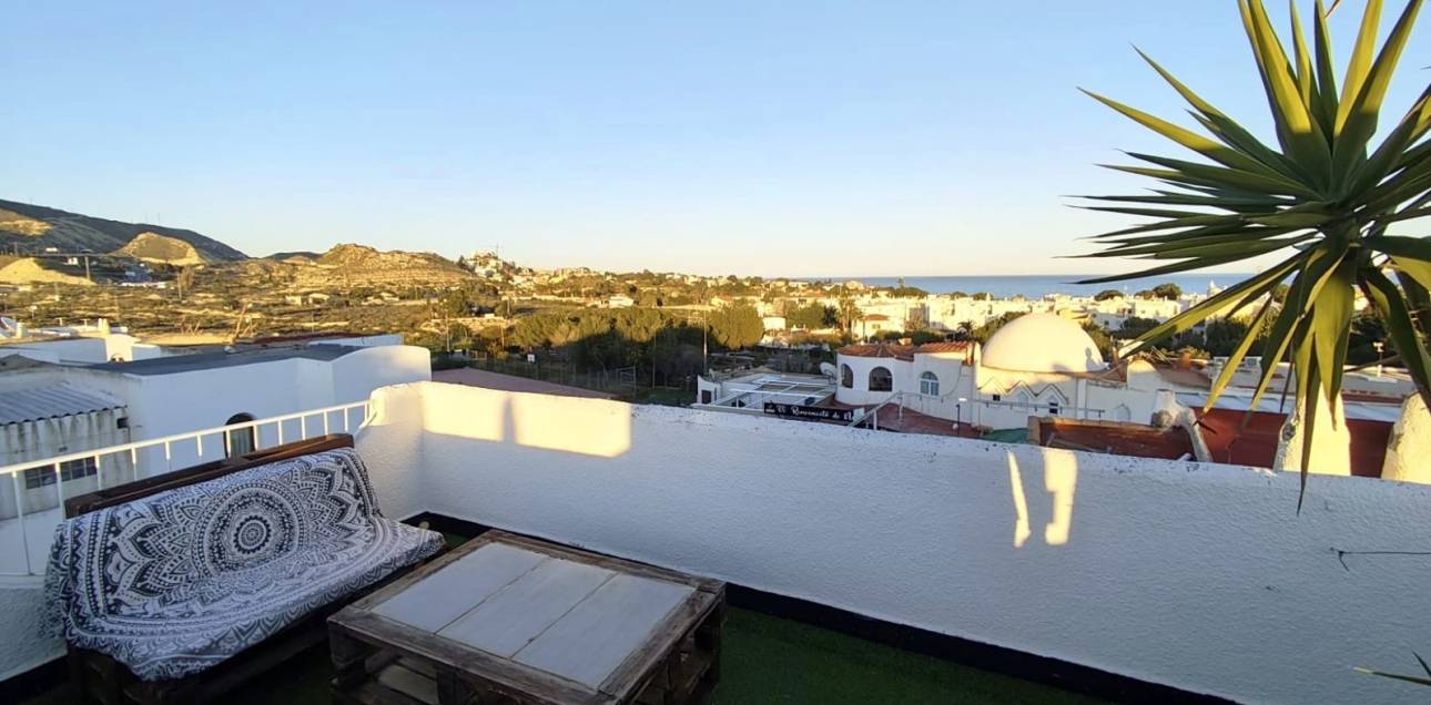 Resale - Bungalow - El Campello - La Almadraba-Coveta Fumà-Amerador