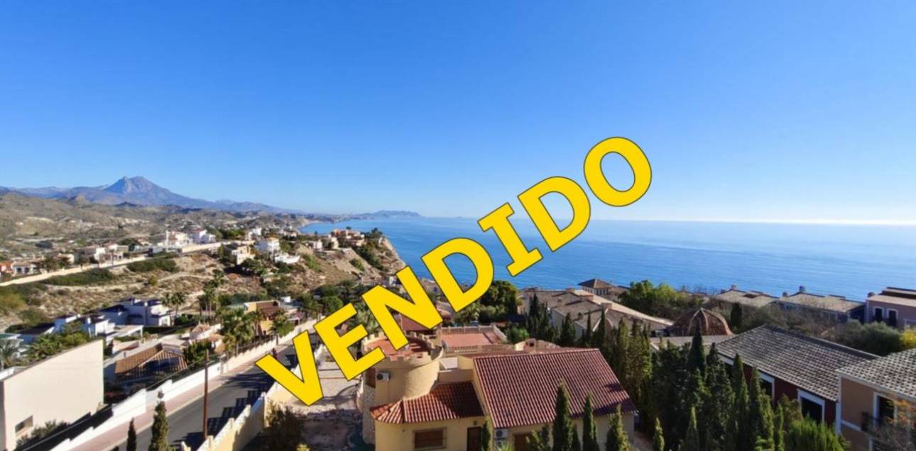 Resale - Chalet - El Campello - Norte-Venta Lanuza-Cala d'Or