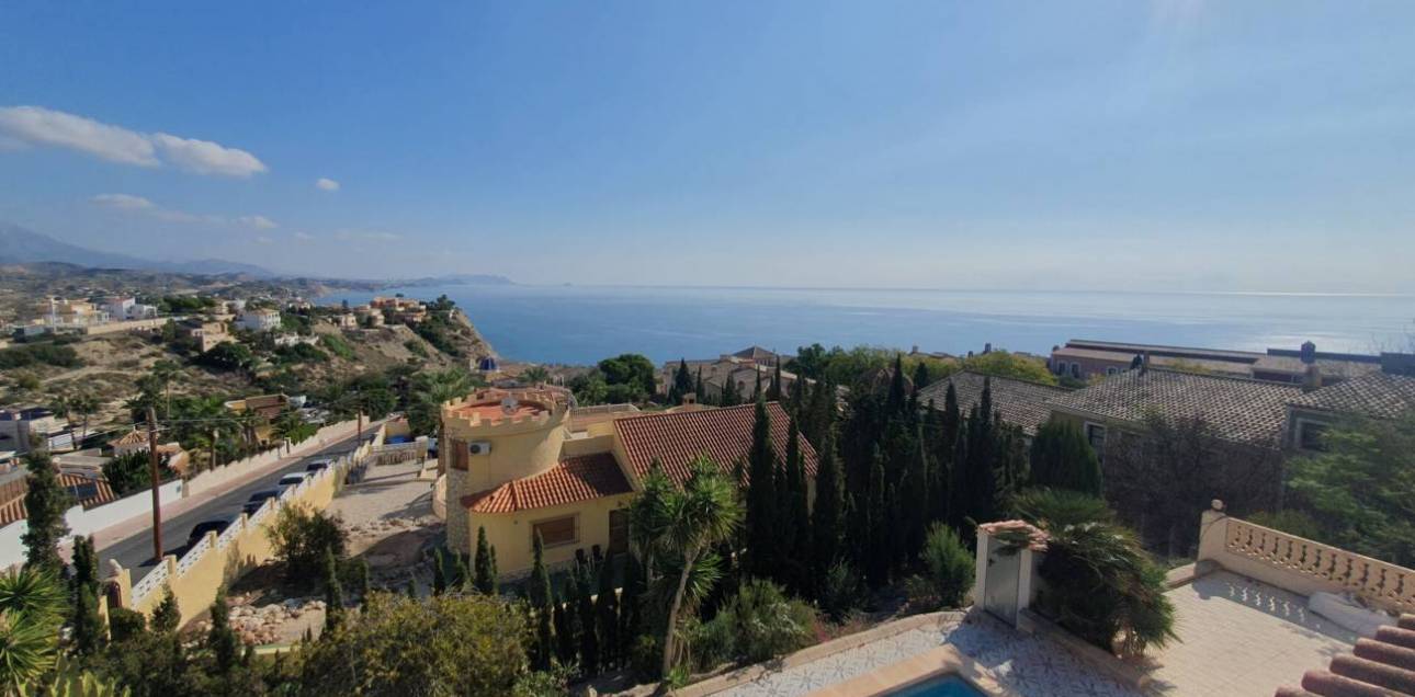 Resale - Chalet - El Campello - Norte-Venta Lanuza-Cala d'Or