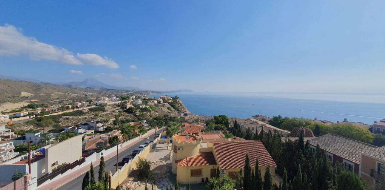 Resale - Chalet - El Campello - Norte-Venta Lanuza-Cala d'Or