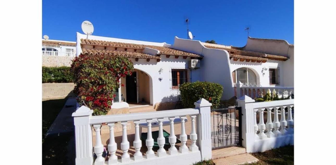 Resale - Bungalow - El Campello - Norte-Venta Lanuza-Cala d'Or