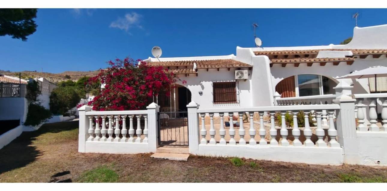 Resale - Bungalow - El Campello - Norte-Venta Lanuza-Cala d'Or