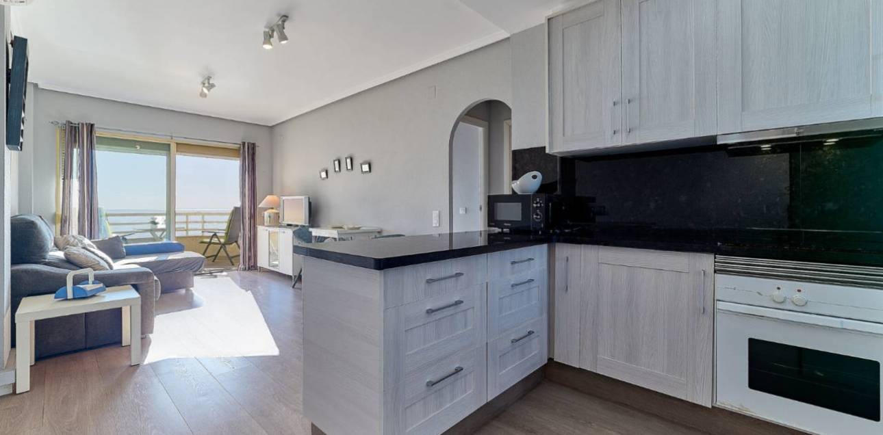 Resale - Apartamento - El Campello - Platja Muchavista