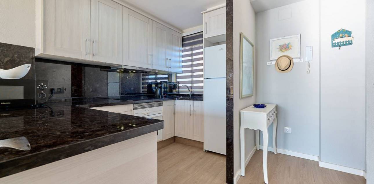 Resale - Apartamento - El Campello - Platja Muchavista