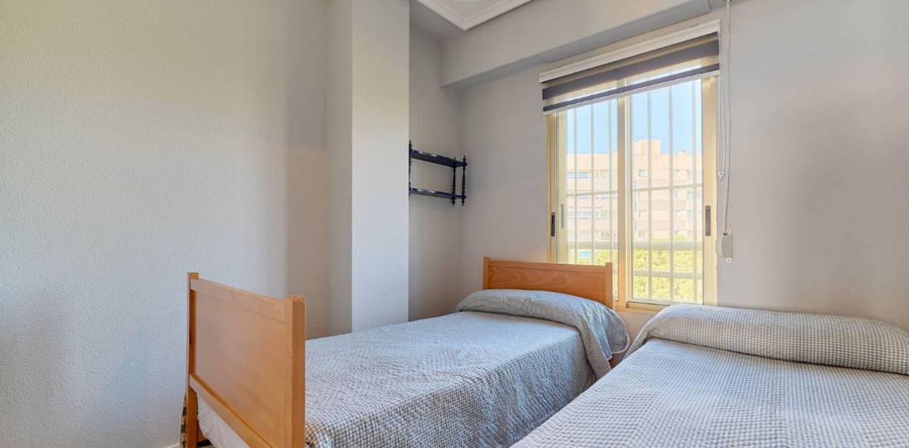 Resale - Apartamento - El Campello - Platja Muchavista