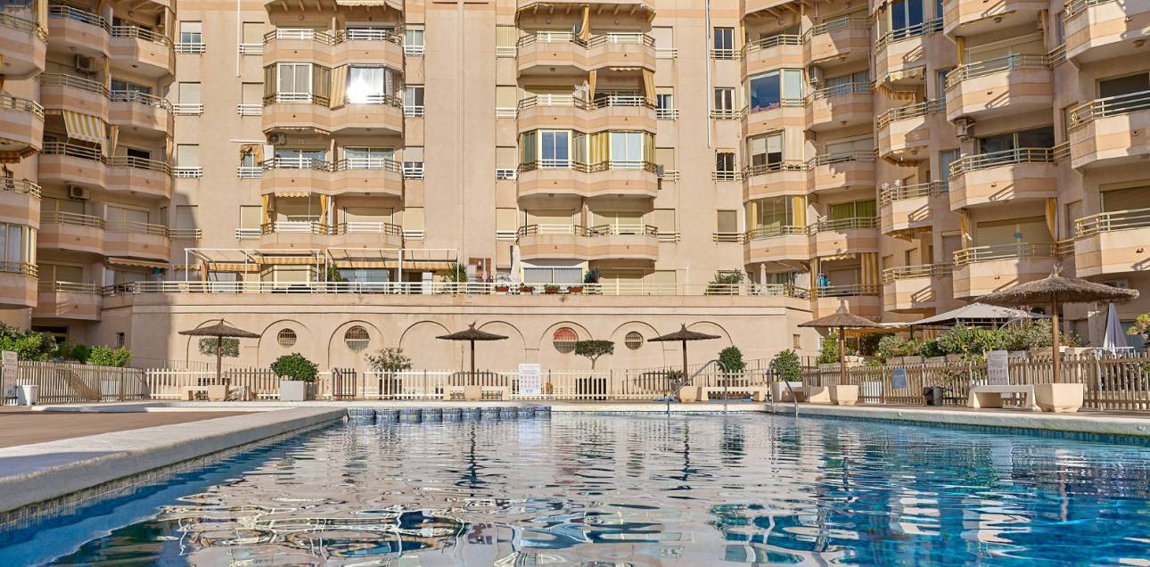 Resale - Apartment - El Campello - Platja Muchavista