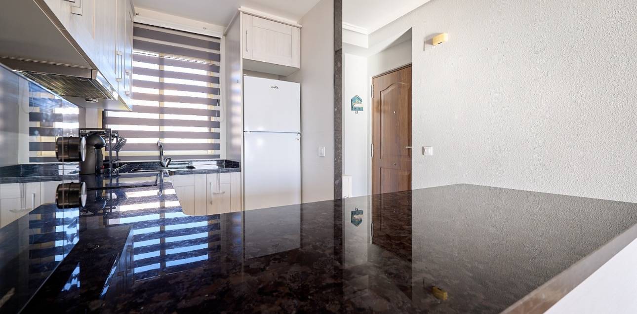 Resale - Apartment - El Campello - Platja Muchavista