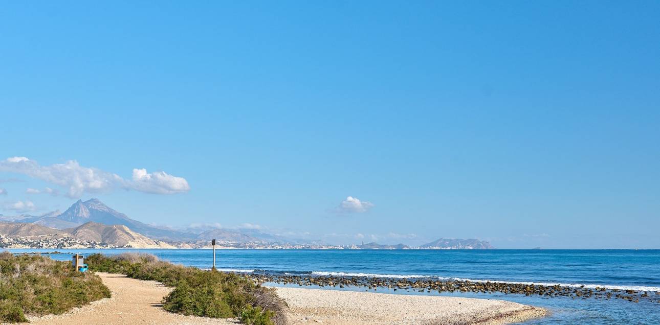 Resale - Apartment - El Campello - Platja Muchavista