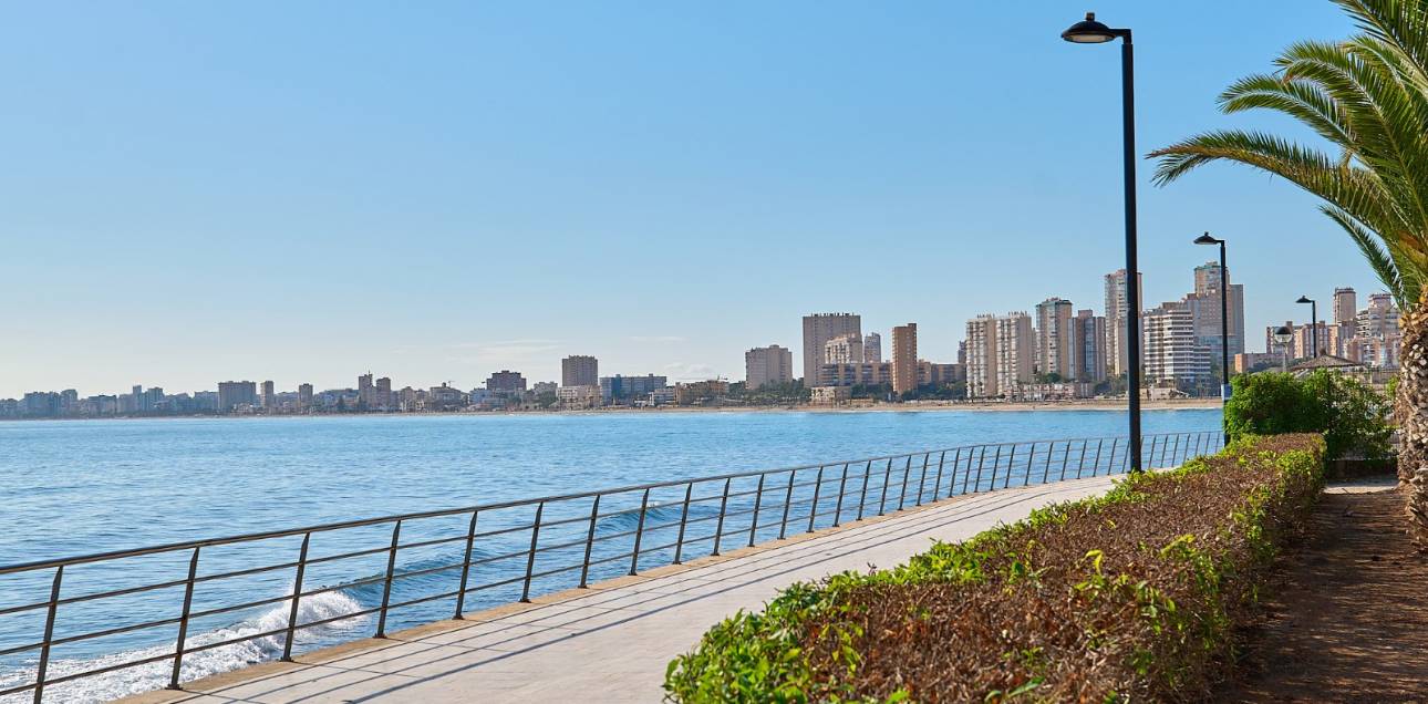 Resale - Apartment - El Campello - Platja Muchavista